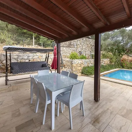 Splendid Surrounded By Nature Near Milas-bodrum Airport Villa *